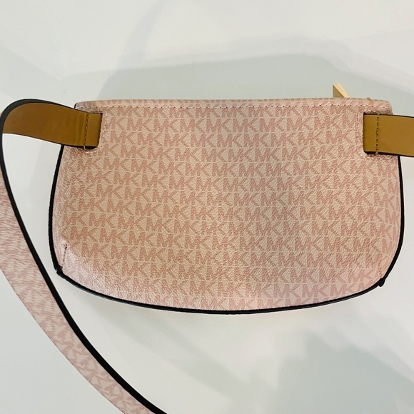 MICHAEL KORS Signature Stripe Fanny Pack/ Crossbody Bag, Pink w/ MK Logo - NWT - Picture 10 of 16